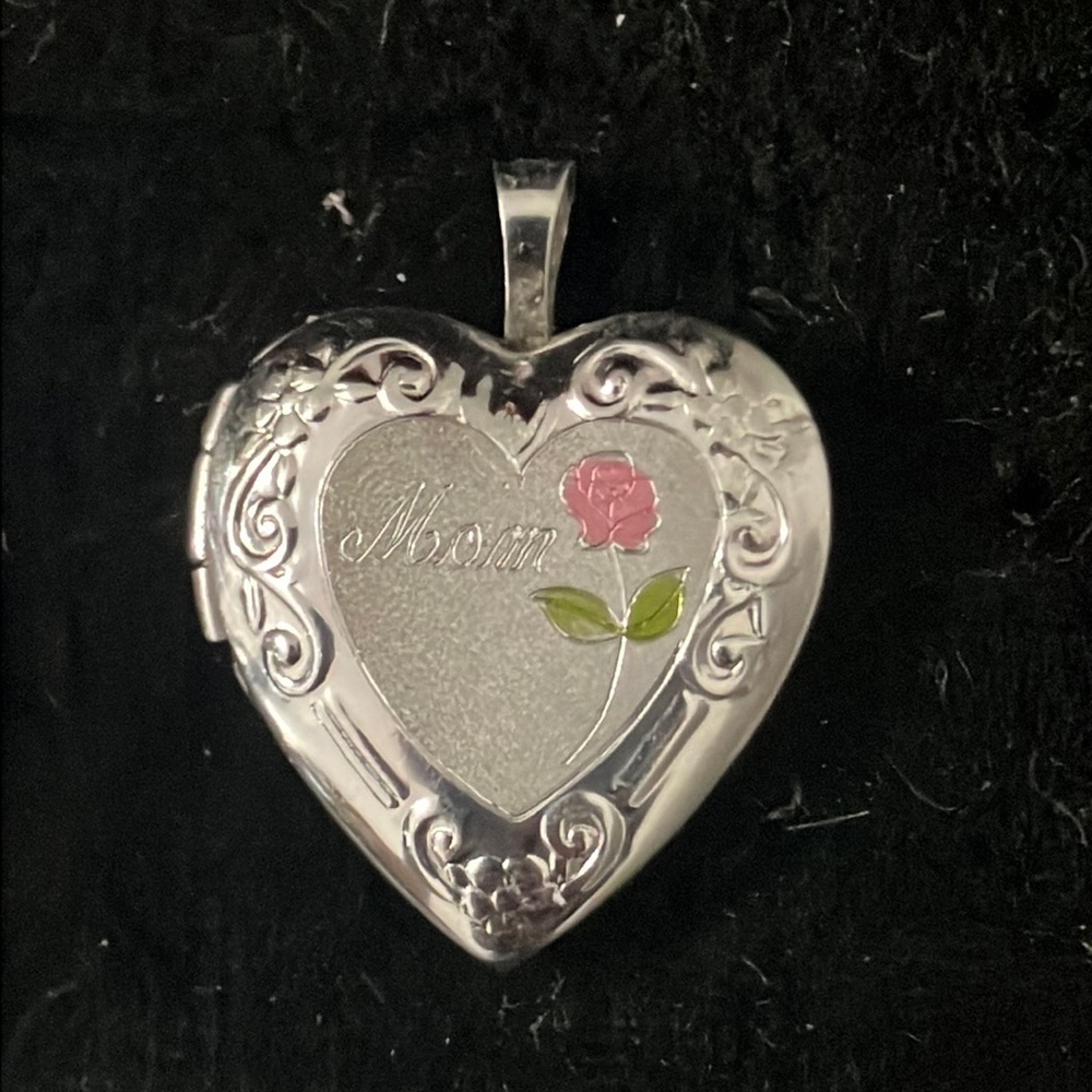 Vintage "Mom" Heart Locket Pendant with Rose